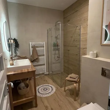 Olive Apartment *